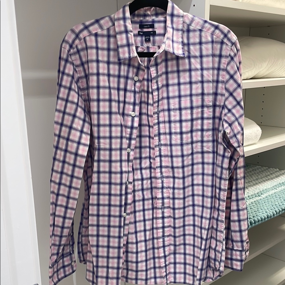 GAP Pink and Blue Casual Button Down Shirt